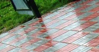 Профессиональная укладка цементной тротуарной плитки в Устях-Джегуте в октябре